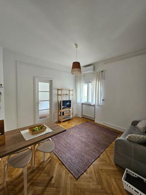 Tulum Apartment Bucureşti Ngoại thất bức ảnh